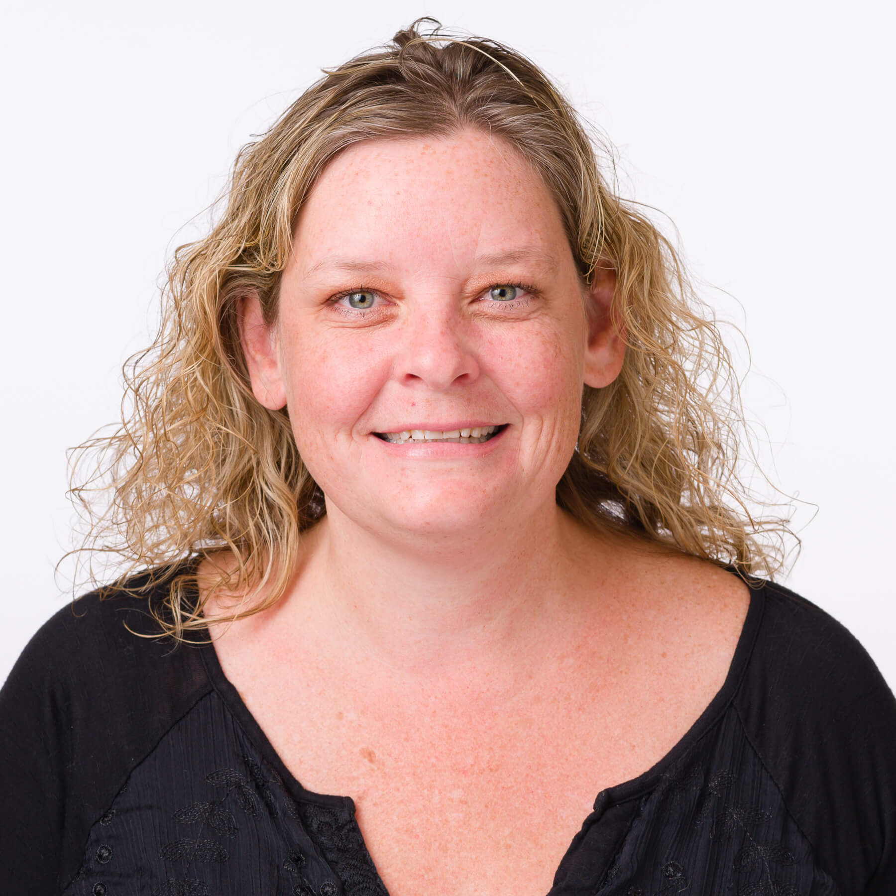 lisa-ocker-lyn-lake-psychotherapy-wellness
